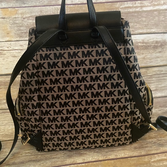 MICHAEL KORS ABBEY LARGE CARGO BACKPACK - Picture 9 of 16